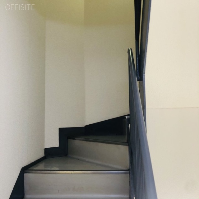 至誠堂ビル エントランス