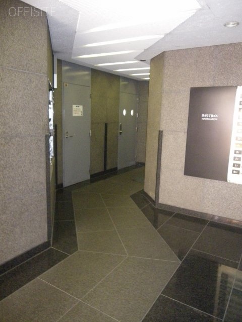 渋谷三丁目ビル　エントランス