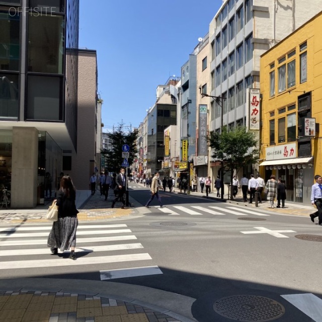 花藤ビル 前面道路