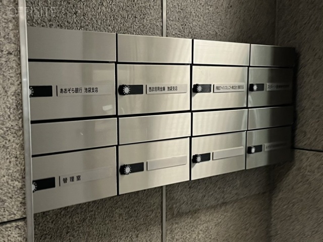 KHK池袋ビル エントランス