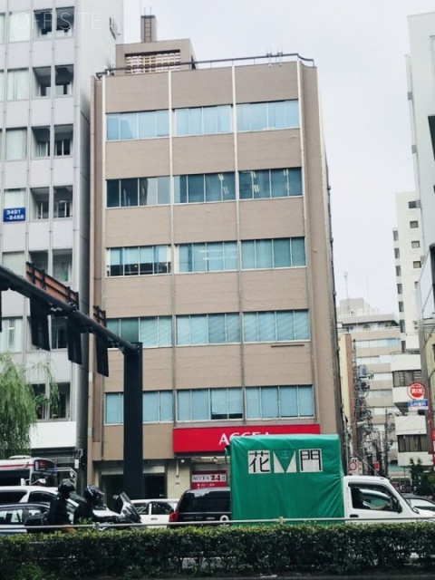 恒信ビル 外観