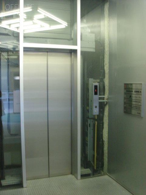 トレベルノビル 画像