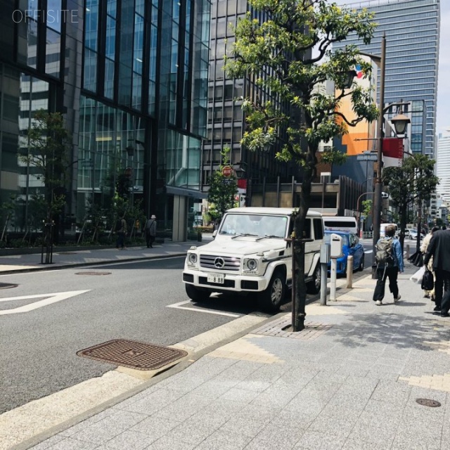 新橋27MTビル ビル前面道路