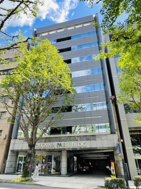 及川パークビル　外観