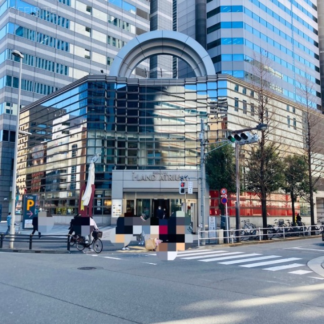 新宿アイランドアトリウム 外観