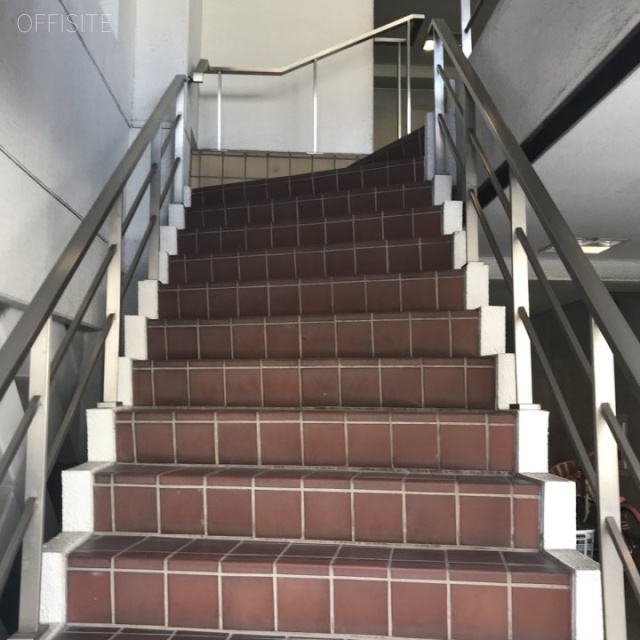 リエス新御徒町 階段