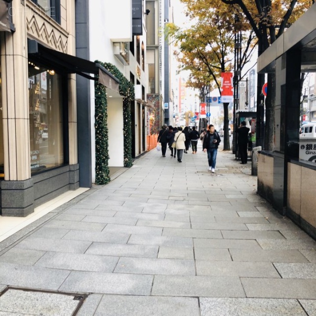 銀座中央ビル ビル前面道路
