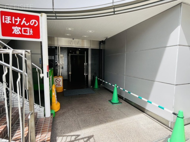NIAビル　エントランス