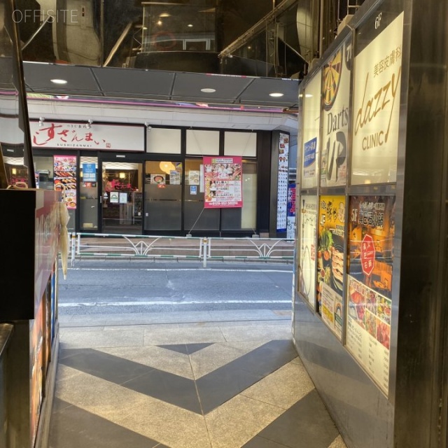 J+RビルサイドRビル エントランス