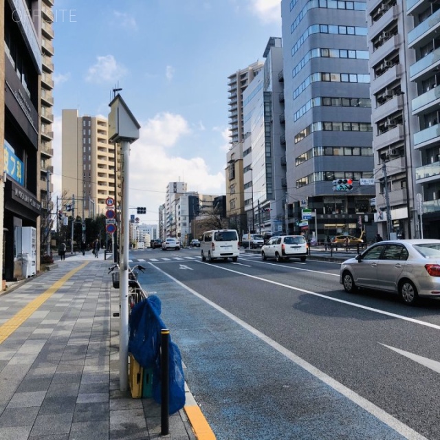 佑和ビル ビル前面道路