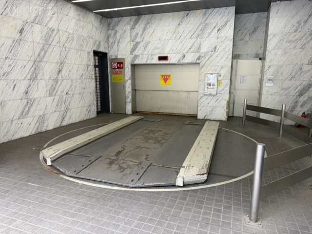 アセンド神田 駐車場