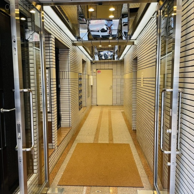 銀座吉澤ビル エントランス
