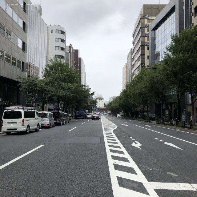 市ヶ谷KTビルⅡ ビル前面道路