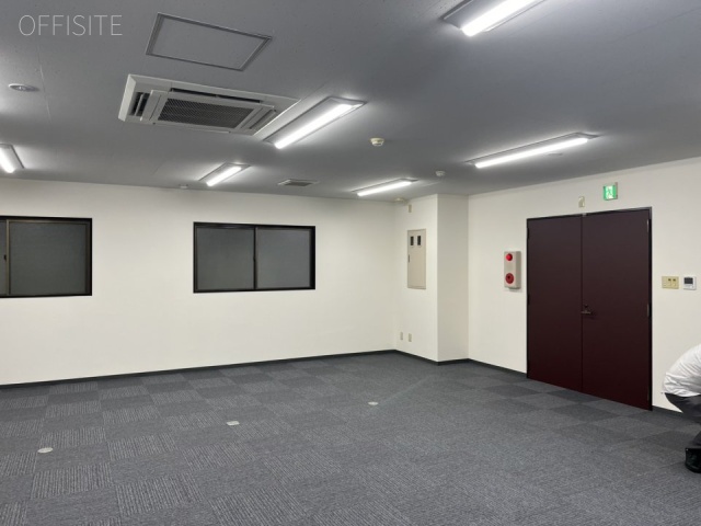 根本ビル　内装