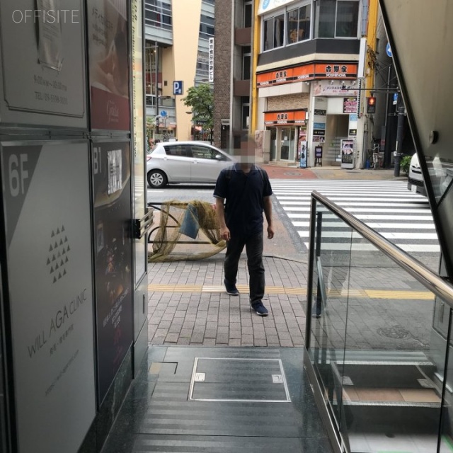 THE KINDAI 8 SHINJUKU　エントランス