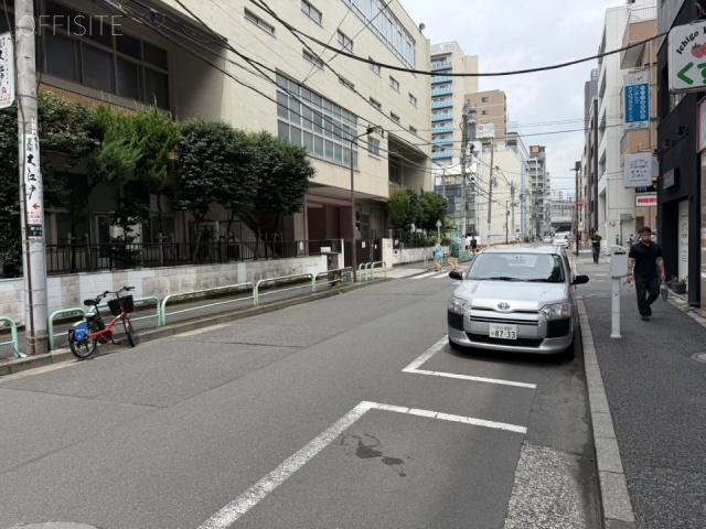 大矢ビル 前面道路