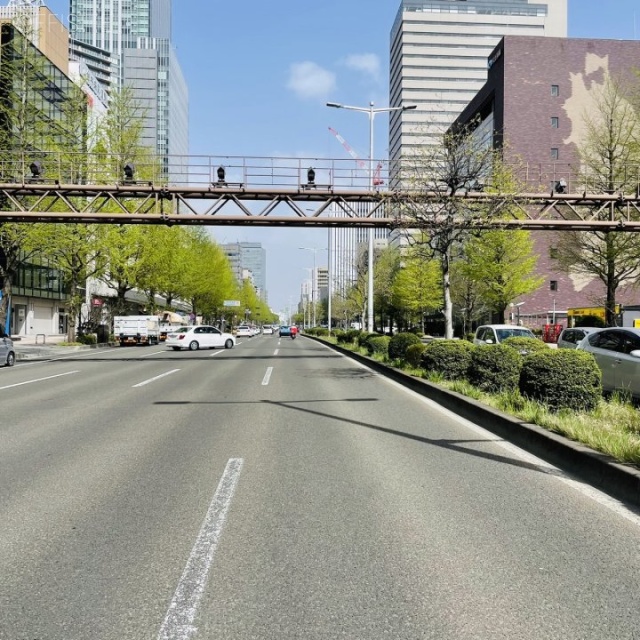 ピースビル北目町ビル 東二番丁通り