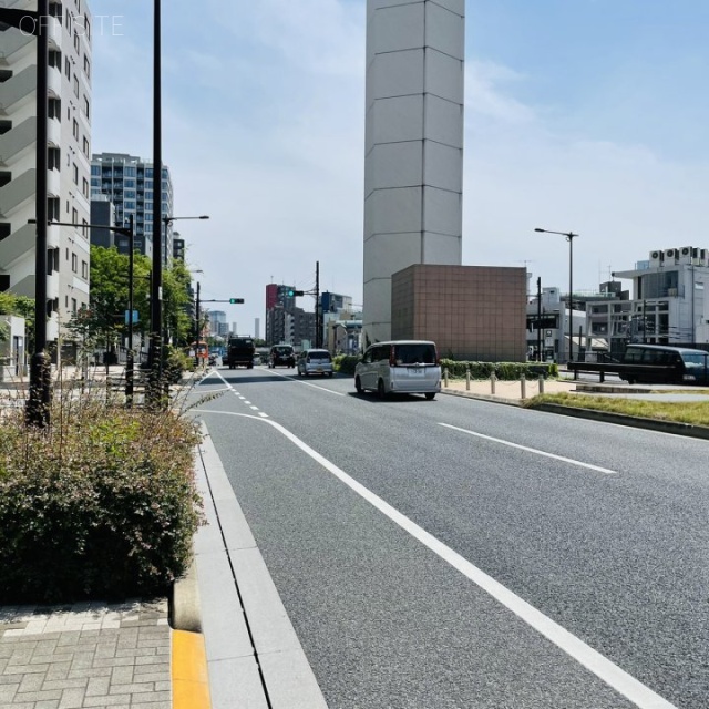 代々木パビリオンビル ビル前面道路