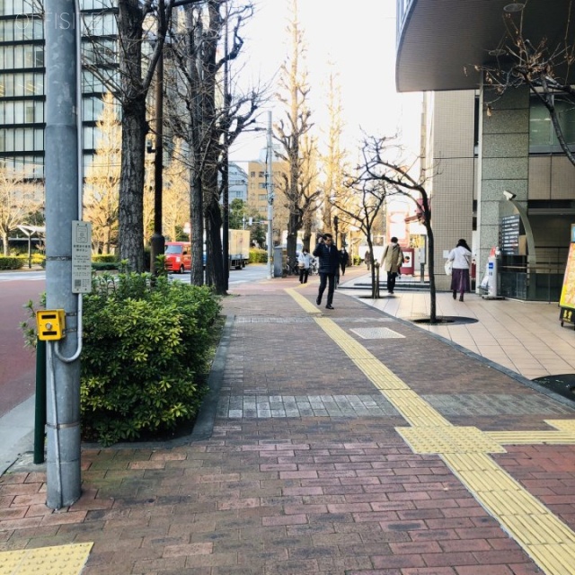 A・Plaza御茶ノ水ビル ビル前面道路