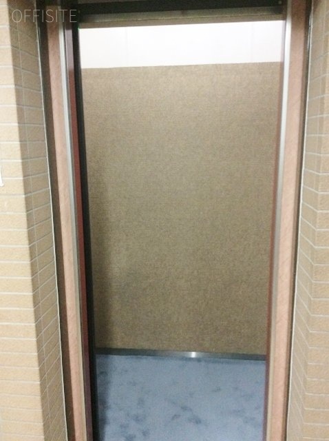 シャトレー上野ビル エレベーター