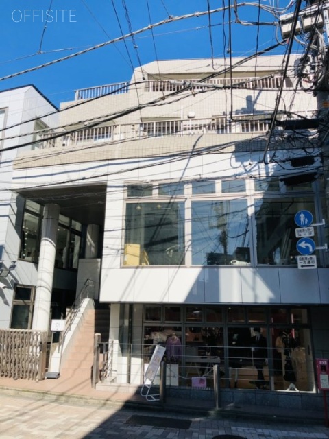 アイズビル 外観