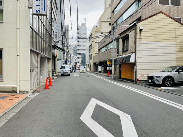 l&Kビル　前面道路