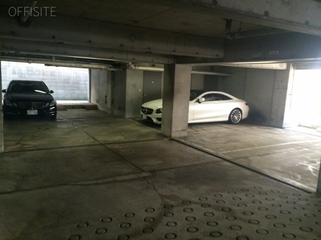 ビラフレスカ 駐車場