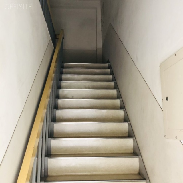 五光ビル エントランス