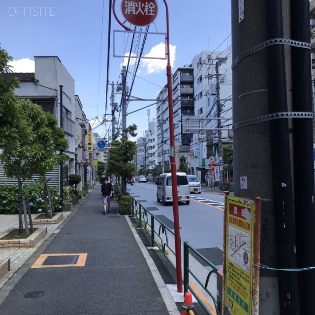 落合高山ビル 早稲田通り沿い