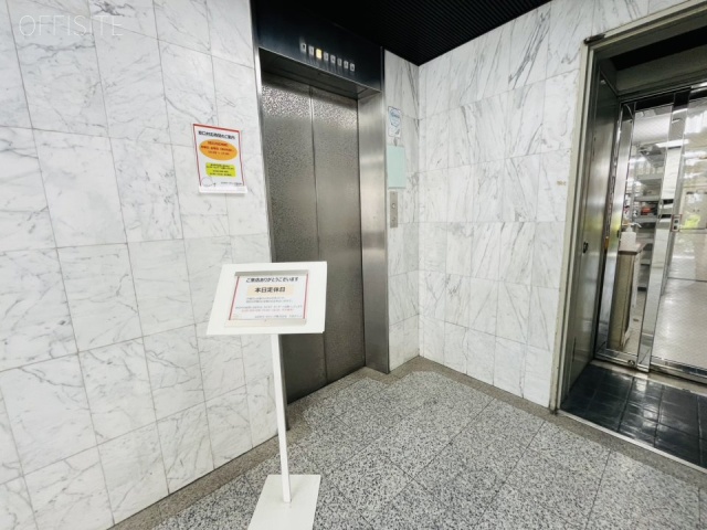 第七醍醐ビル　エントランス