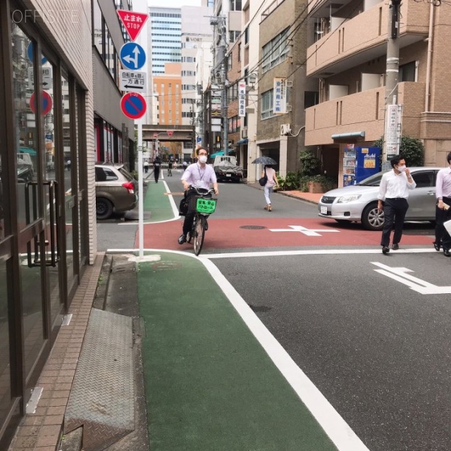 水野ビル ビル前面道路