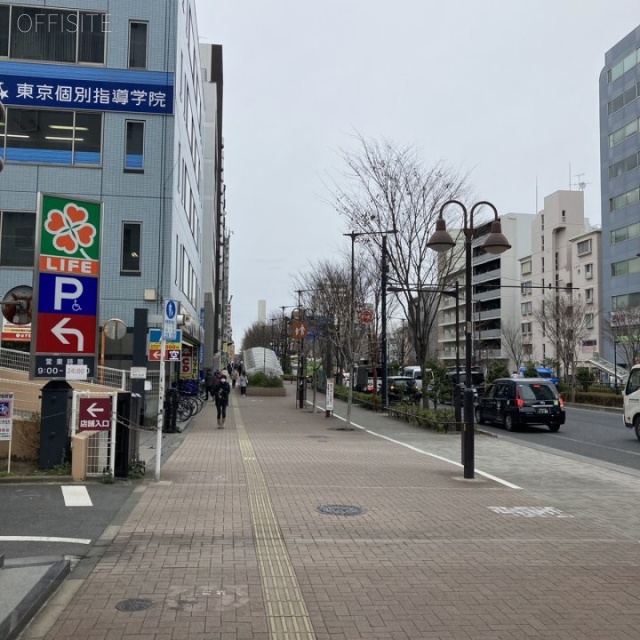 MSR東中野ビル ビル前面道路