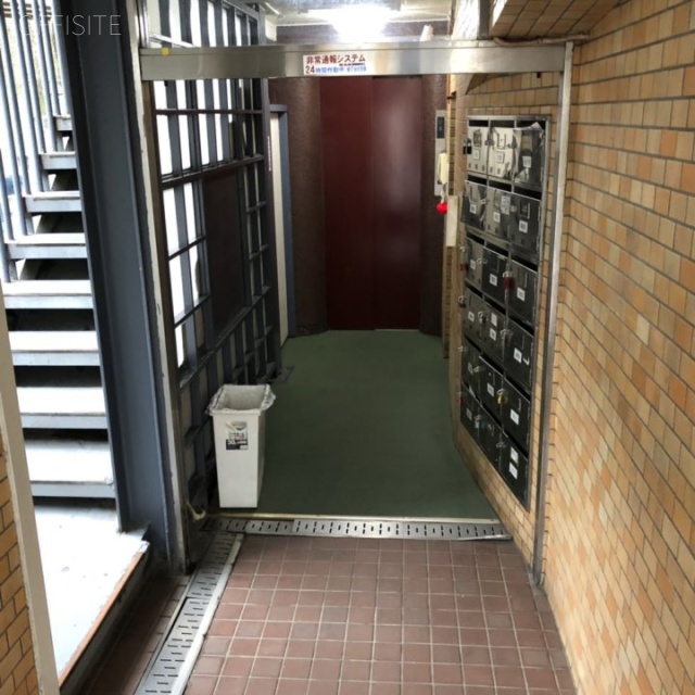 文化マンション　エントランス