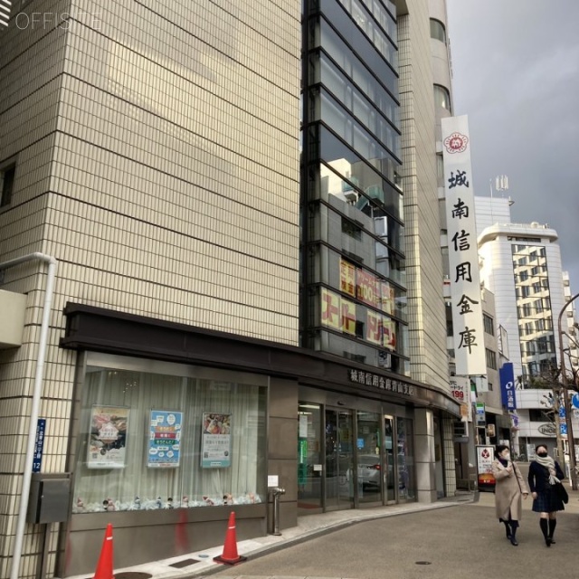 城南信用金庫青山支店 外観