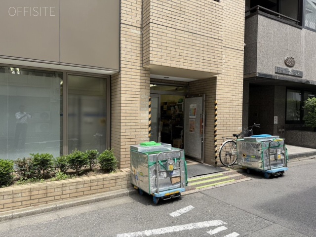 NKビル　1F部分(宅配便)