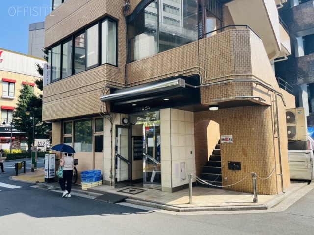 三鷹山田ビル 外観