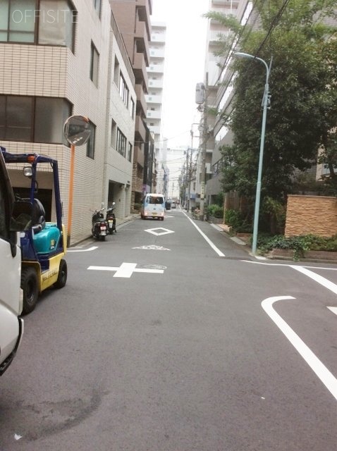 エスユービル ビル周辺道路