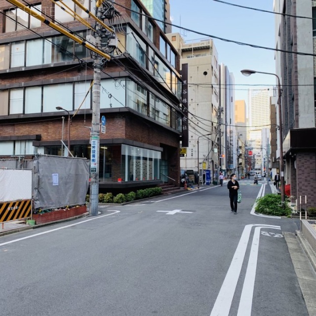 PC神田ビル ビル前面道路