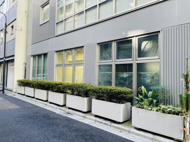 LINE VIEW 京橋　1F部分