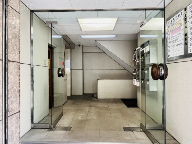 第2上原ビル　エントランス