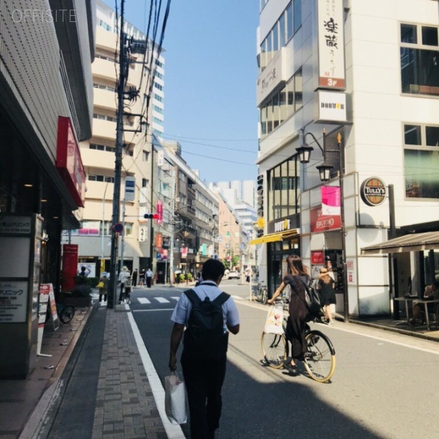 ITOXビル ビル前面道路