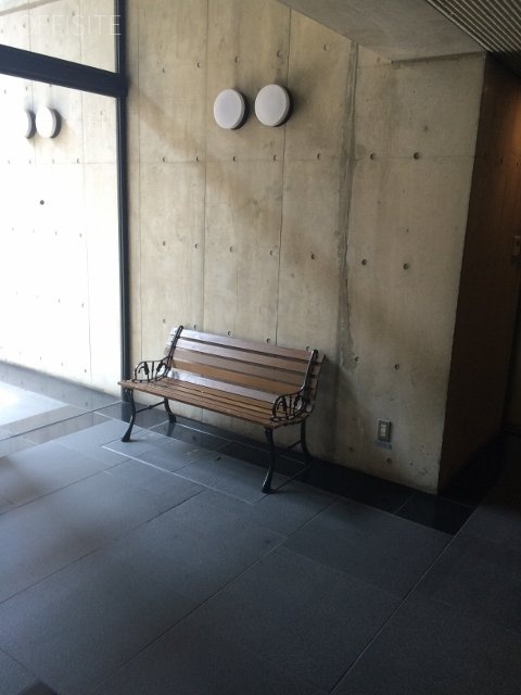 IBビル エントランス