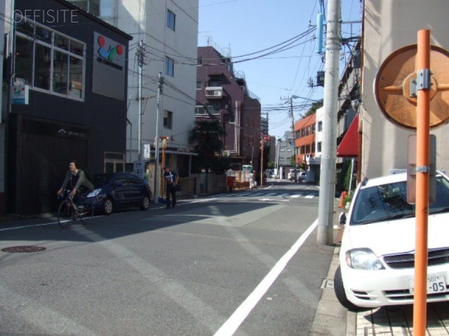 CADビル ビル前面道路