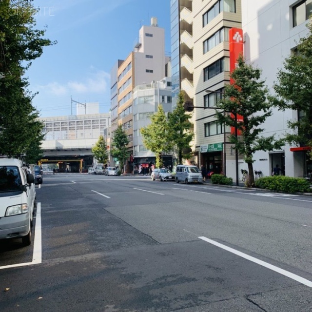 神田FKビル ビル前面道路