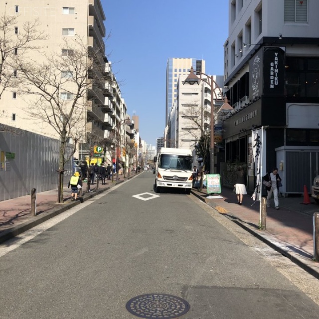 庭田ビル ビル前面道路