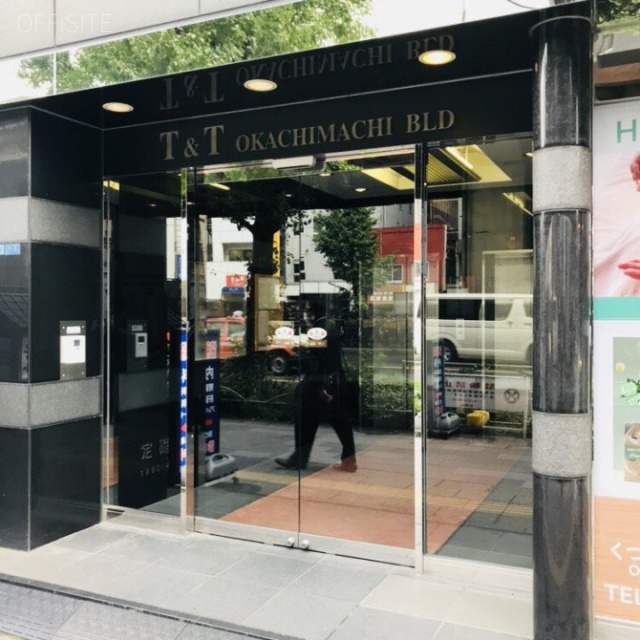 T&T御徒町ビル エントランス