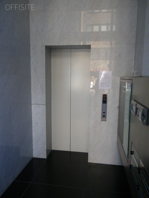 銀座クリスタルタワービル 画像
