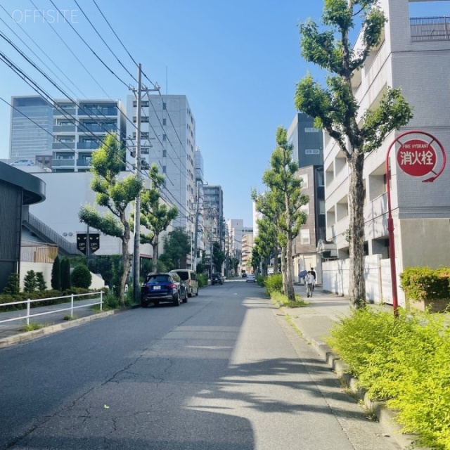 OP名古屋ビル 前面道路