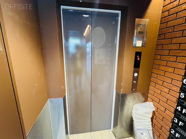 ファザーランド高田馬場　エントランス