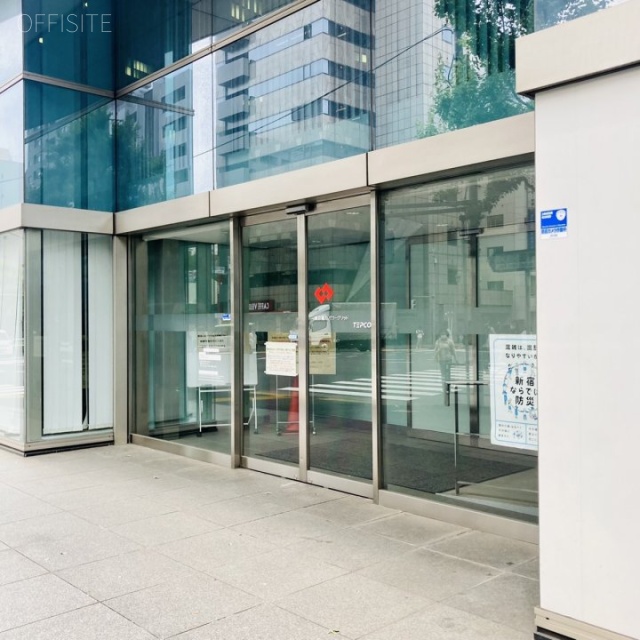 東京電力パワーグリッド(株)東京総支社 オフィスビル出入口